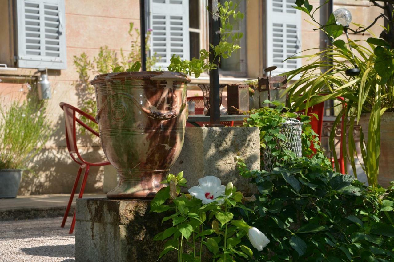 Les Passiflores Grasse Exterior photo